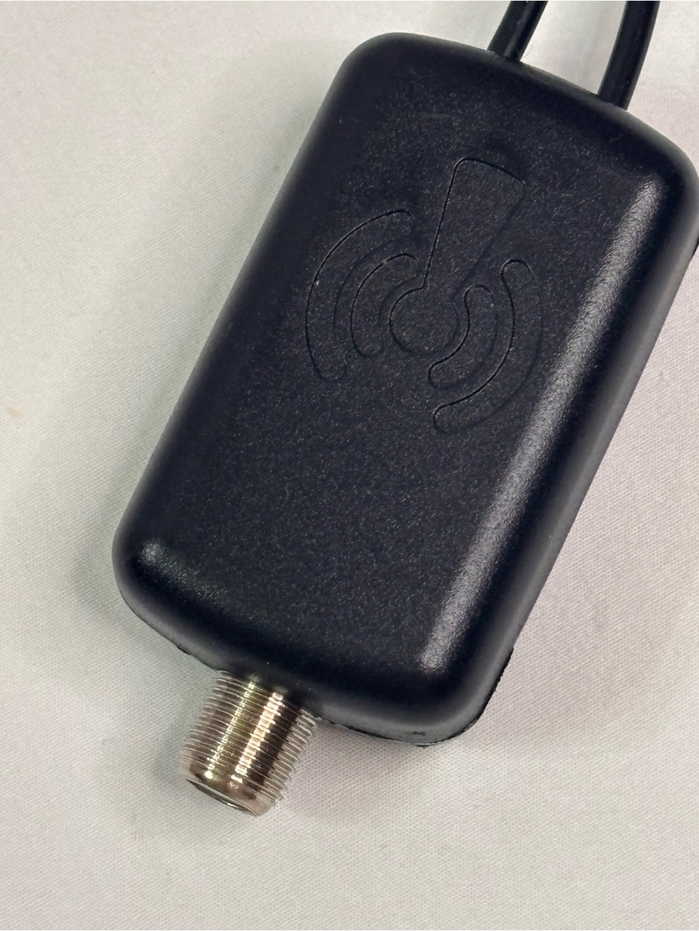 USB-Powered Black Antenna Adapter Cable with Inline Power Module - Picture 2 of 7